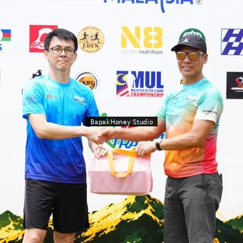 Runner Photo 8868098