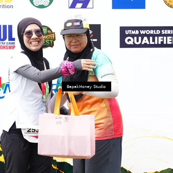 Runner Photo 8868153