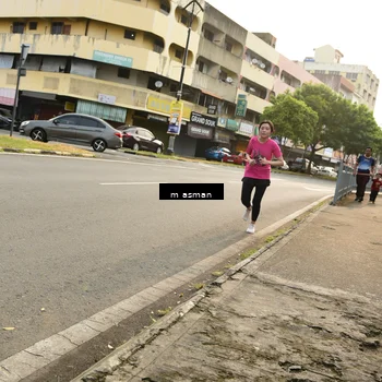 Runner Photo 8868228