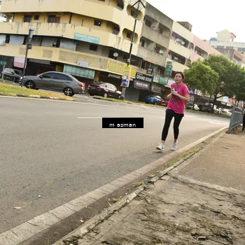 Runner Photo 8868235