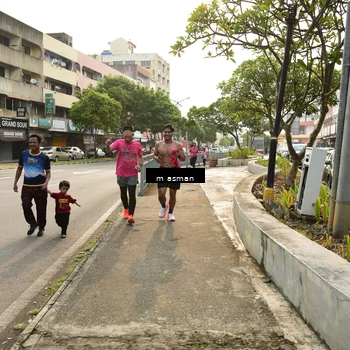 Runner Photo 8868251