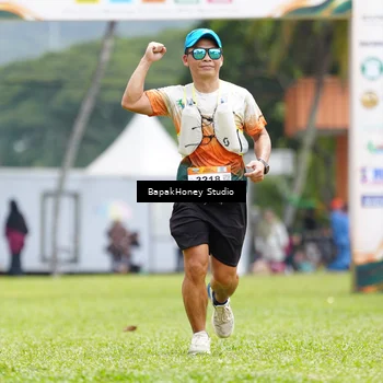 Runner Photo 8868263