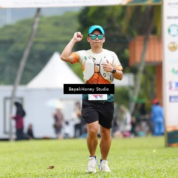 Runner Photo 8868273