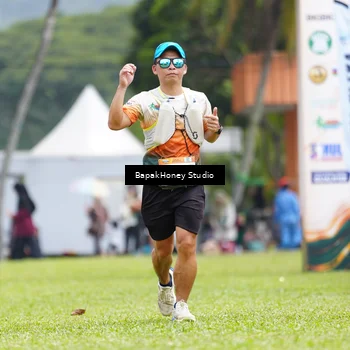 Runner Photo 8868275