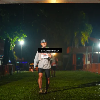 Runner Photo 8868291
