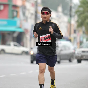 Runner Photo 8868304