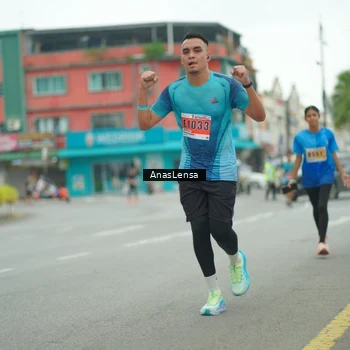 Runner Photo 8868347