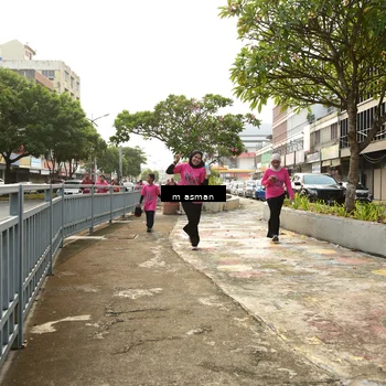 Runner Photo 8868453