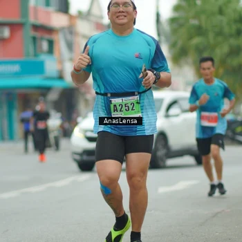 Runner Photo 8868457