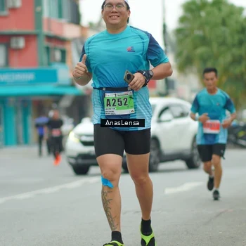 Runner Photo 8868499