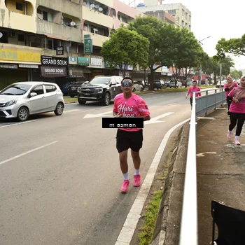 Runner Photo 8868535