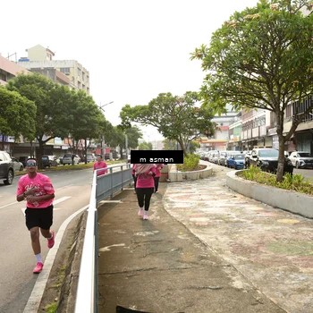 Runner Photo 8868543