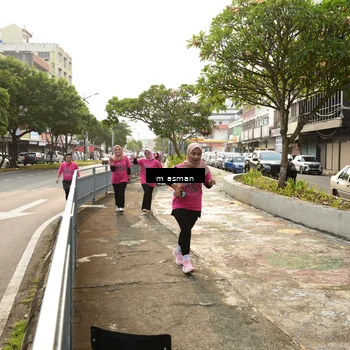 Runner Photo 8868579