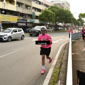 Runner Photo 8868586