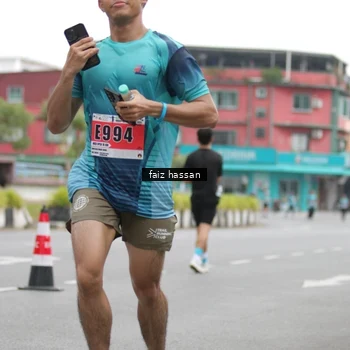 Runner Photo 8868593