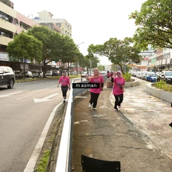 Runner Photo 8868696