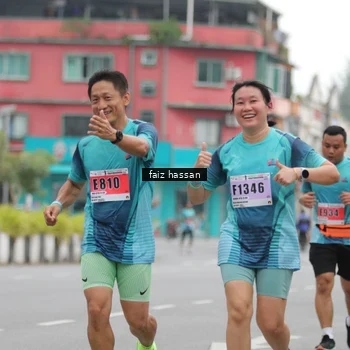 Runner Photo 8868713
