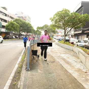 Runner Photo 8868743