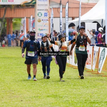 Runner Photo 8868746
