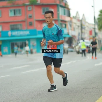 Runner Photo 8868796