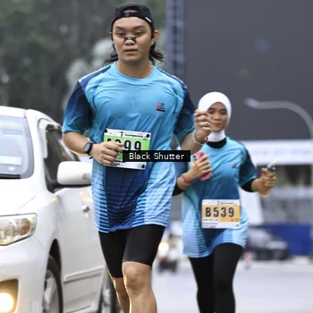 Runner Photo 8868800