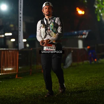 Runner Photo 8868860