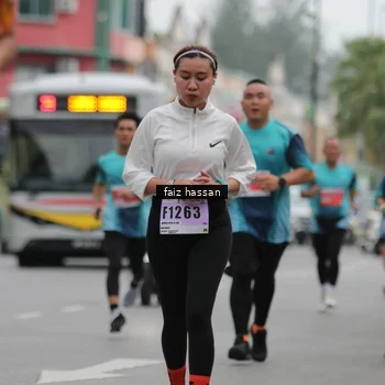 Runner Photo 8868865