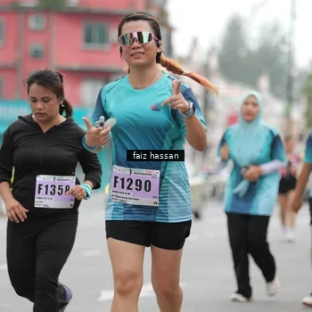 Runner Photo 8868900