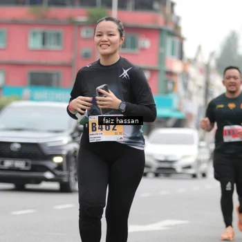 Runner Photo 8868975
