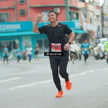 Runner Photo 8868986