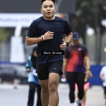 Runner Photo 8868990