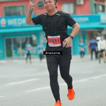 Runner Photo 8869013