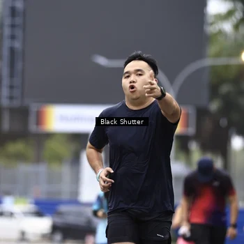 Runner Photo 8869022