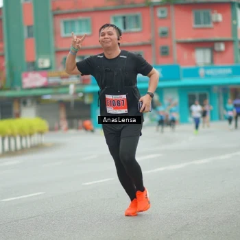 Runner Photo 8869027