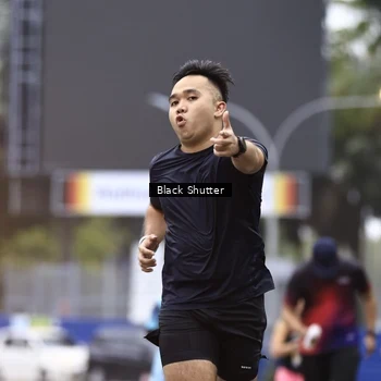 Runner Photo 8869052