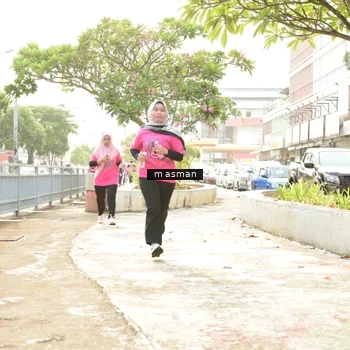 Runner Photo 8869062