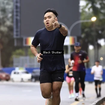 Runner Photo 8869079