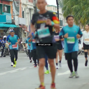 Runner Photo 8869124