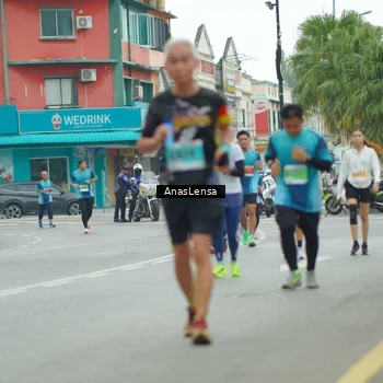 Runner Photo 8869126