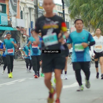 Runner Photo 8869147