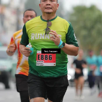 Runner Photo 8869246