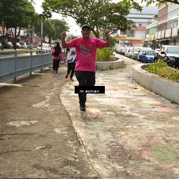 Runner Photo 8869253