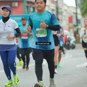Runner Photo 8869272