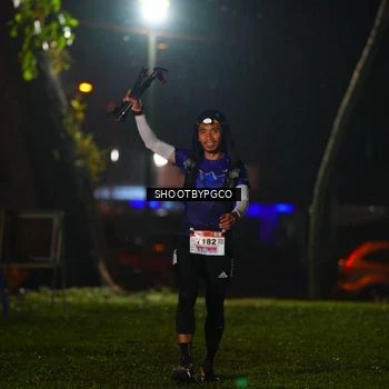Runner Photo 8869274