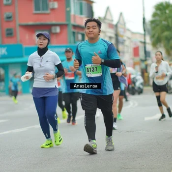 Runner Photo 8869275