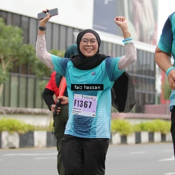 Runner Photo 8869335