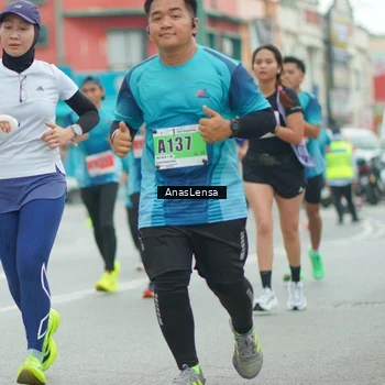 Runner Photo 8869344