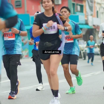 Runner Photo 8869349