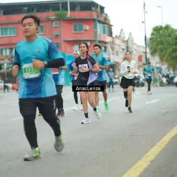 Runner Photo 8869354