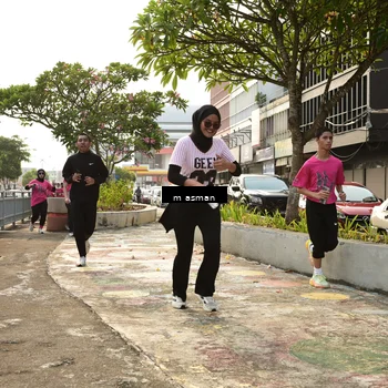 Runner Photo 8869398